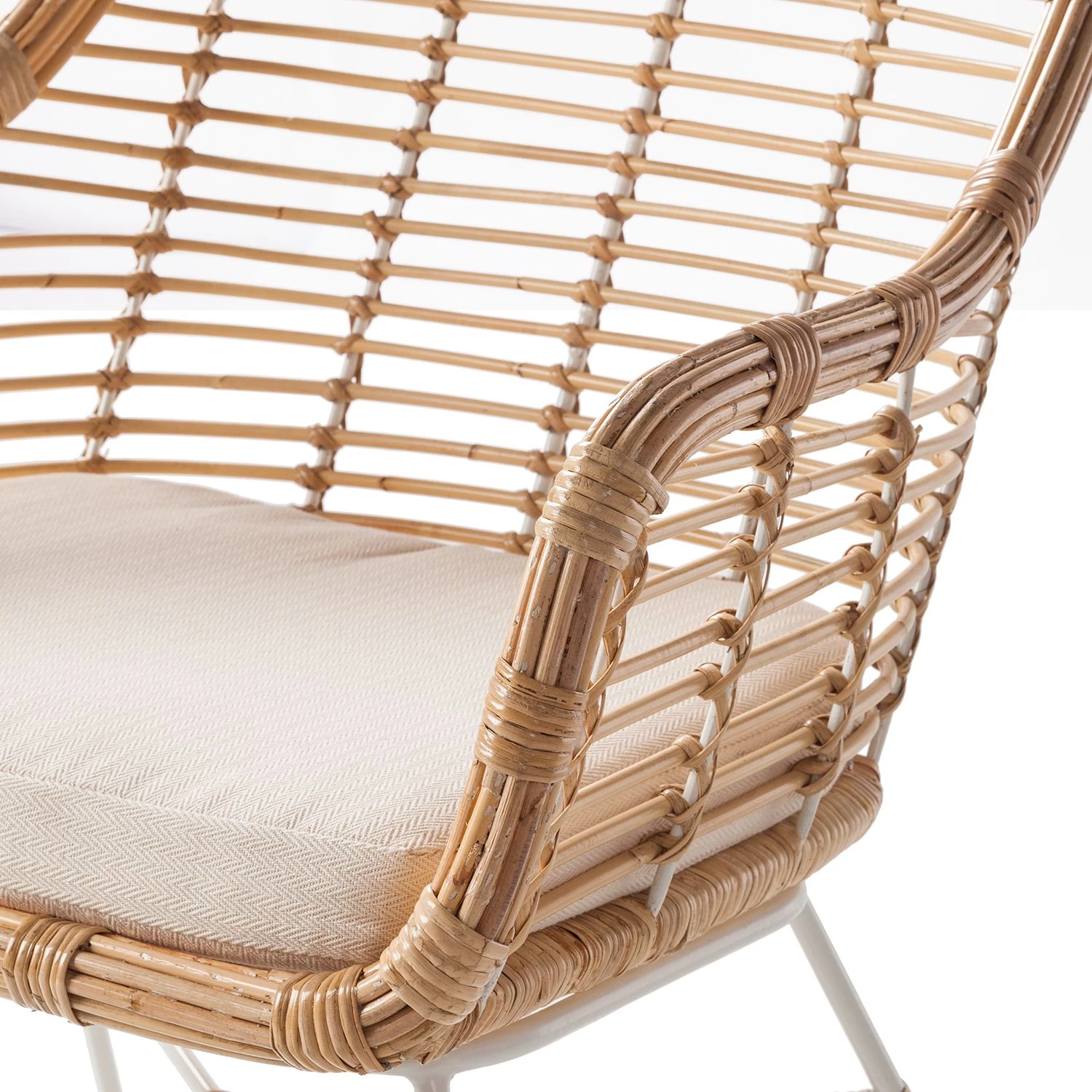 Eva Padberg Collection Chaise Garston (avec coussin d'assise) - Rotin / Métal - Rotin / Blanc 12 Eva Padberg Collection Chaise Garston (avec coussin d'assise) - Rotin / Métal - Rotin / Blanc – Image 10