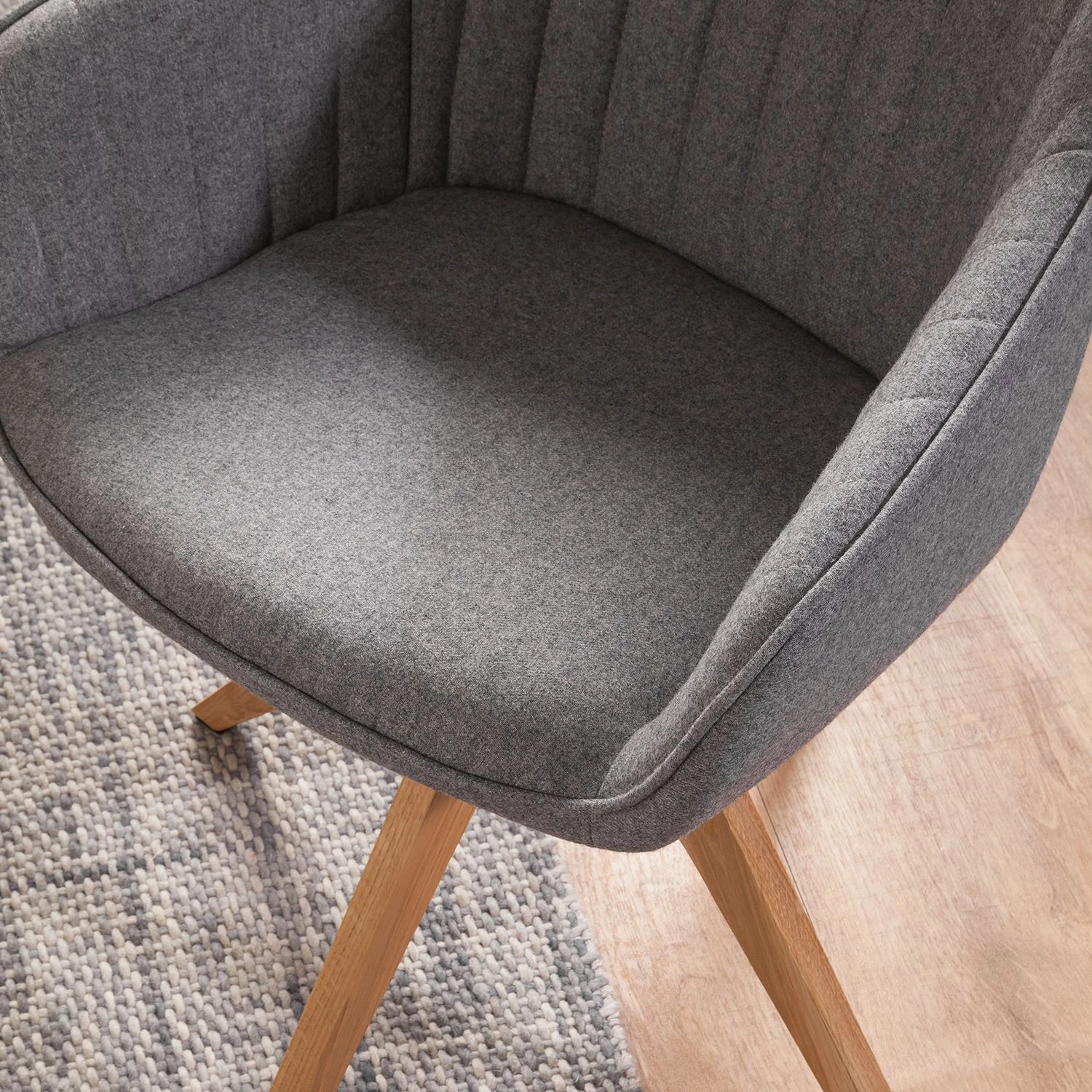 Mørteens Chaise à accoudoirs Ermelo II - rotatif - Tissu / Chêne massif - 1 set 11 Mørteens Chaise à accoudoirs Ermelo II - rotatif - Tissu / Chêne massif - 1 set – Image 9