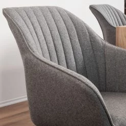 Mørteens Chaise à accoudoirs Ermelo II - rotatif - Tissu / Chêne massif - 1 set 23 Mørteens Chaise à accoudoirs Ermelo II - rotatif - Tissu / Chêne massif - 1 set -Chaises Soldes 2022 1000123214 180620 09190010 GALLERYIMAGES P000000001000123214