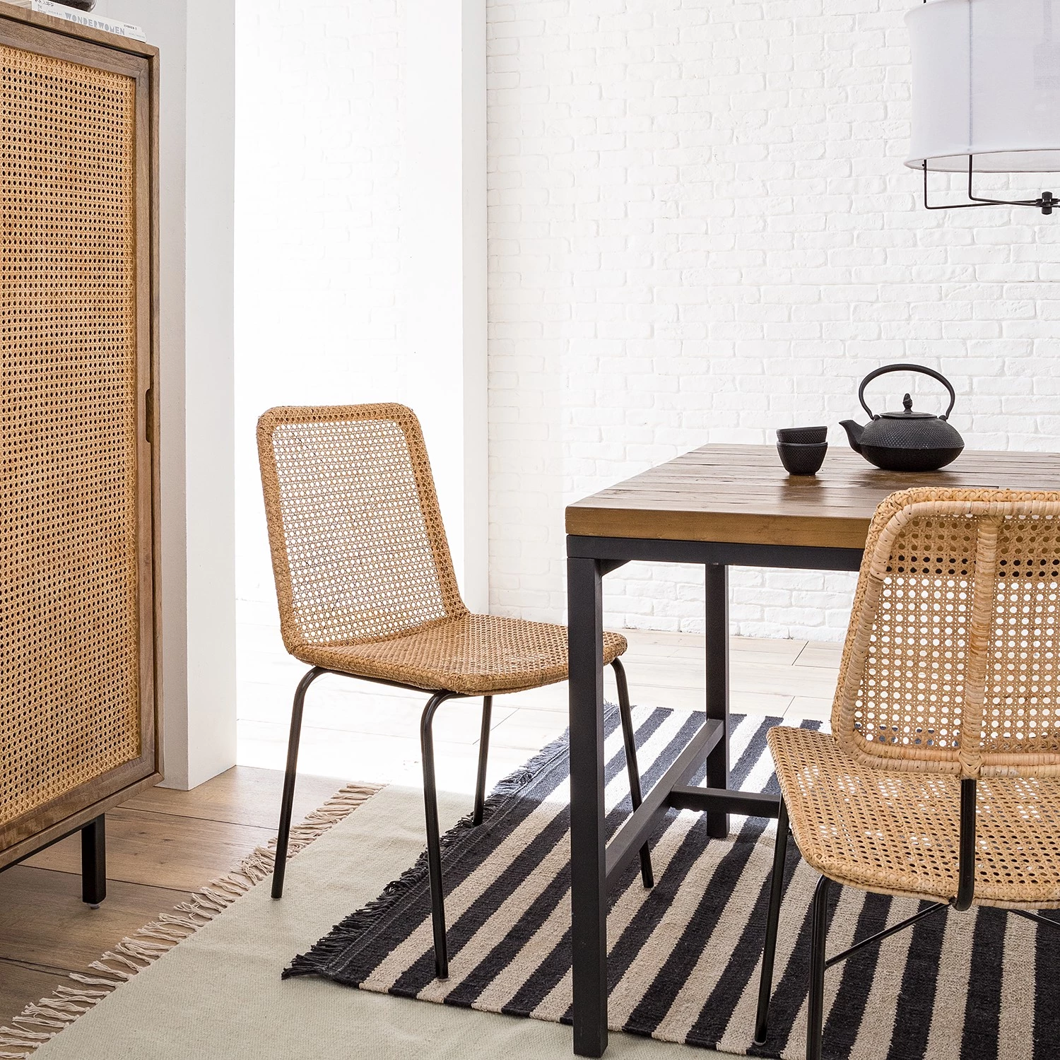 Ars manufacti Chaise Vina II - Rotin / Métal - Rotin / Noir 4 Ars manufacti Chaise Vina II - Rotin / Métal - Rotin / Noir – Image 2