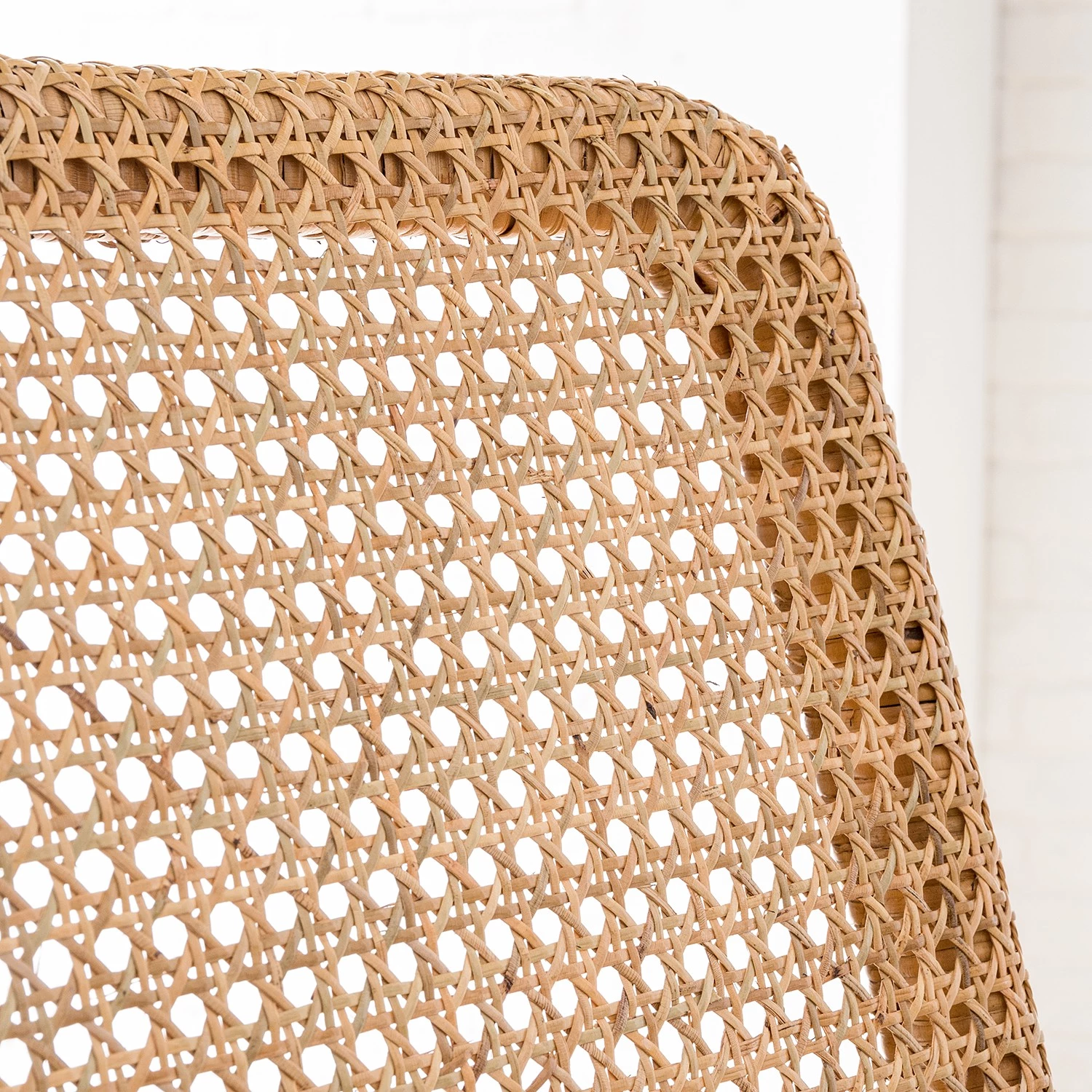 Ars manufacti Chaise Vina II - Rotin / Métal - Rotin / Noir 11 Ars manufacti Chaise Vina II - Rotin / Métal - Rotin / Noir – Image 9