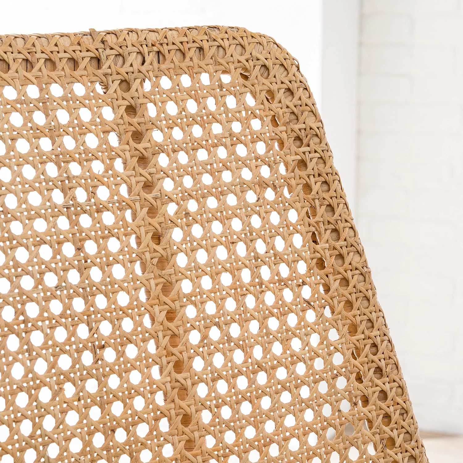 Ars manufacti Chaise Vina I - Rotin / Métal - Rotin / Noir 11 Ars manufacti Chaise Vina I - Rotin / Métal - Rotin / Noir – Image 9