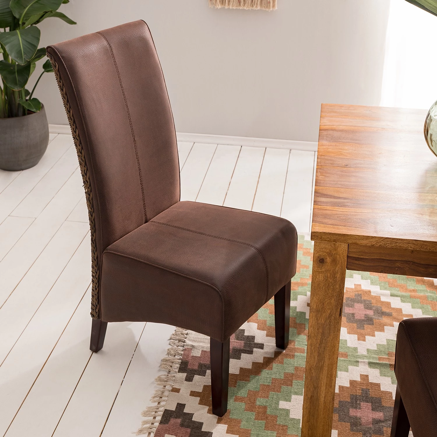 Ars Natura Chaises Julio (lot de 2) - Imitation cuir / Rotin - Marron vintage / Marron clair chiné 5 Ars Natura Chaises Julio (lot de 2) - Imitation cuir / Rotin - Marron vintage / Marron clair chiné – Image 3