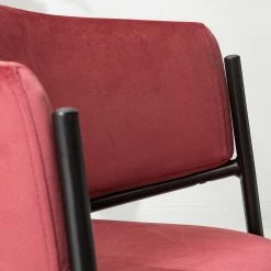 Mørteens Chaise à accoudoirs Koloa I - Velours / Acier - Bordeaux / Noir -Chaises Soldes 2022 1000205088 201229 14352100004 DETAILS P000000001000205088