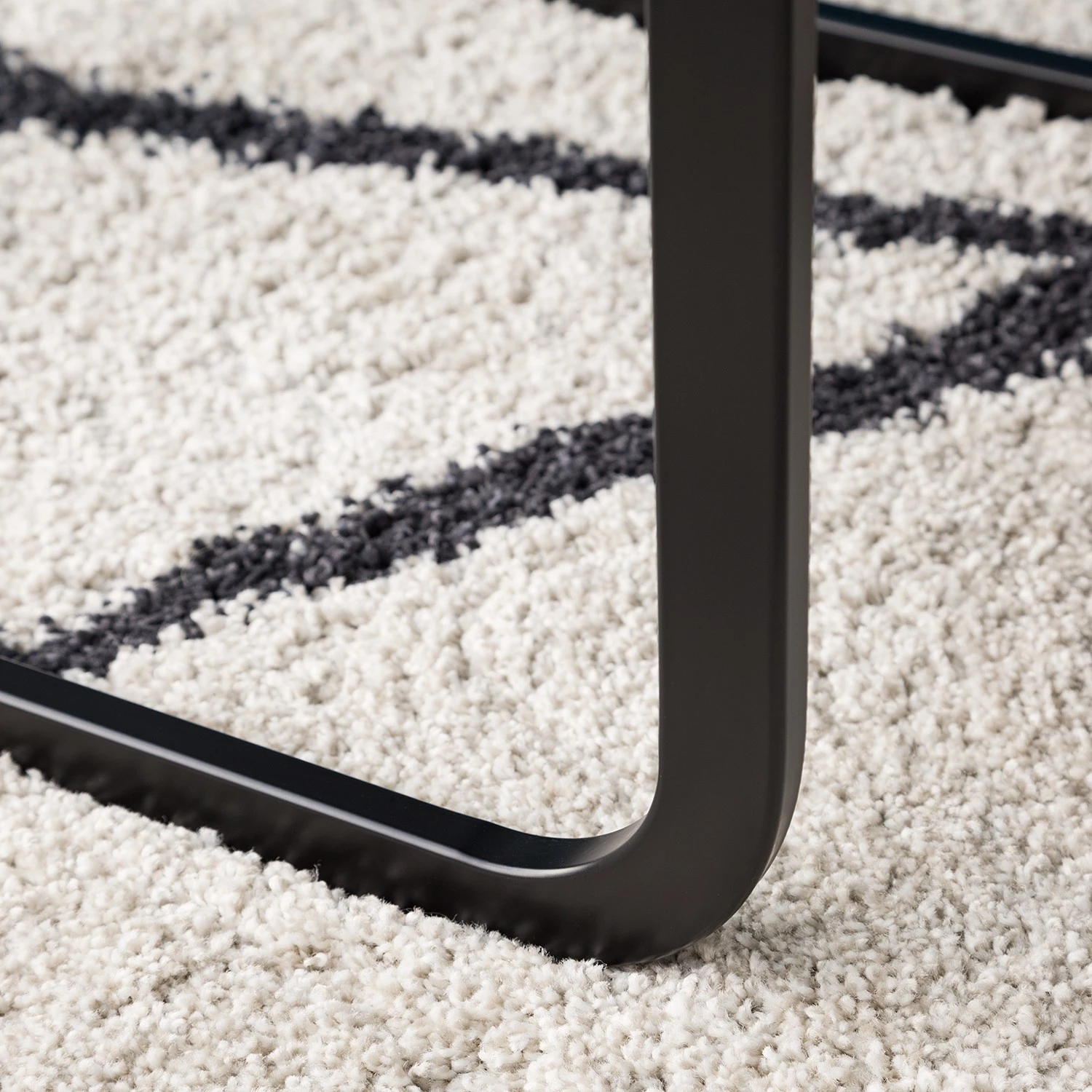 Fredriks Chaises cantilever Bjora II (lot de 2) - Tissu & imitation cuir / Métal - Anthracite / Noir 13 Fredriks Chaises cantilever Bjora II (lot de 2) - Tissu & imitation cuir / Métal - Anthracite / Noir – Image 11