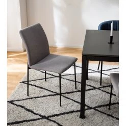 Fredriks Chaises Wines (lot de 2) - Tissu / Fer - Gris clair -Chaises Soldes 2022 1000216623 210225 14254600002 MOOD DETAILS P000000001000216623 mood