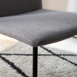 Fredriks Chaises Wines (lot de 2) - Tissu / Fer - Gris clair -Chaises Soldes 2022 1000216623 210225 14254600004 DETAILS P000000001000216623