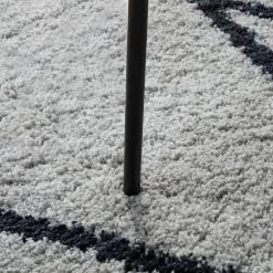 Fredriks Chaises Wines (lot de 2) - Tissu / Fer - Gris clair -Chaises Soldes 2022 1000216623 210225 14254600005 DETAILS P000000001000216623