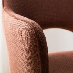 Fredriks Chaise à accoudoirs Tustin - Tissu / Métal - Marron rouille / Noir mat -Chaises Soldes 2022 1000218415 210311 12215300006 DETAILS P000000001000218415