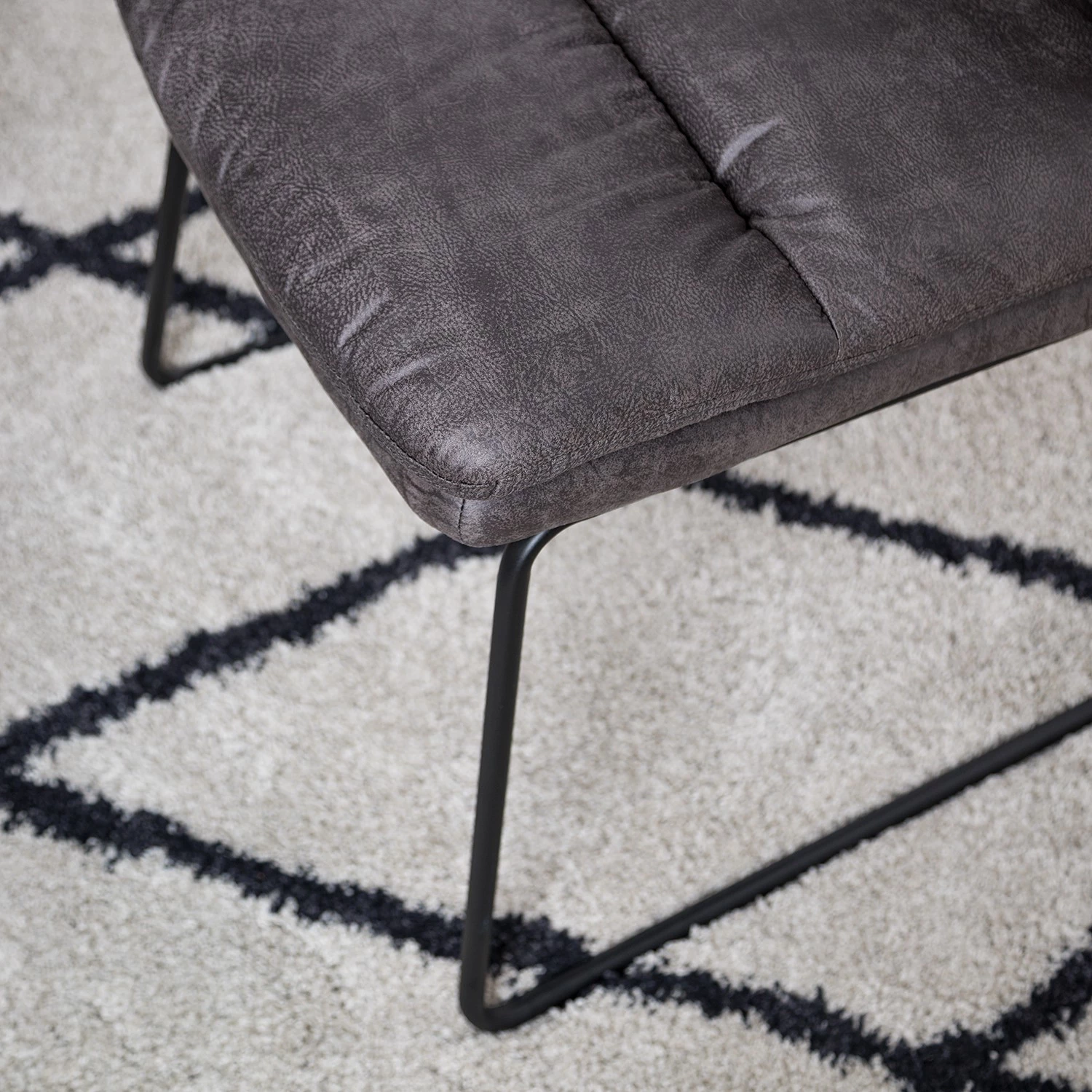 Red Living Chaises Parks (lot de 2) - Gris vintage 13 Red Living Chaises Parks (lot de 2) - Gris vintage – Image 11