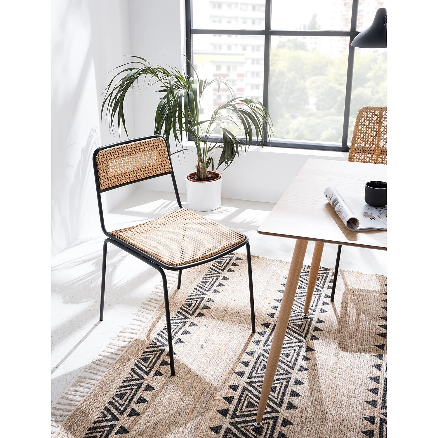 Ars manufacti Chaises Soru - Rotin / Fer - Rotin / Noir 8 Ars manufacti Chaises Soru - Rotin / Fer - Rotin / Noir – Image 6