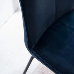 Ars manufacti Chaises capitonnées Veera (lot de 2) - Bleu nuit -Chaises Soldes 2022 1000270012 220615 035 DETAILS P000000001000270012