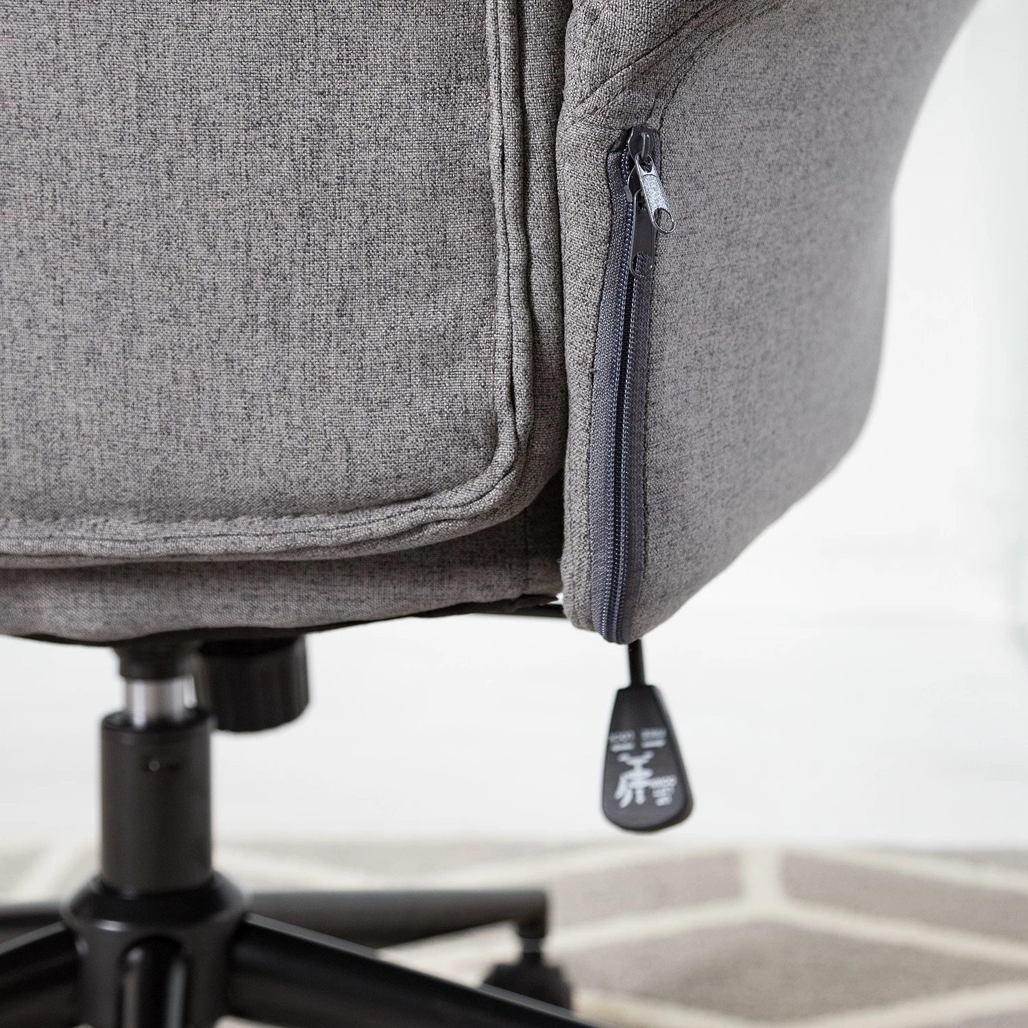 Furnitive Chaise de bureau Barking - (avec fonction massage) - Tissage à plat / Métal - Gris / Noir 19 Furnitive Chaise de bureau Barking - (avec fonction massage) - Tissage à plat / Métal - Gris / Noir – Image 17