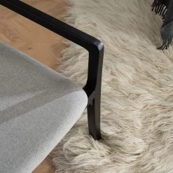 Studio Copenhagen Fauteuil de jardin Elena - Rotin et tissu / Hêtre massif - Gris lumineux -Chaises Soldes 2022 1000273466 220823 023 MOOD DETAILS P000000001000273466 mood