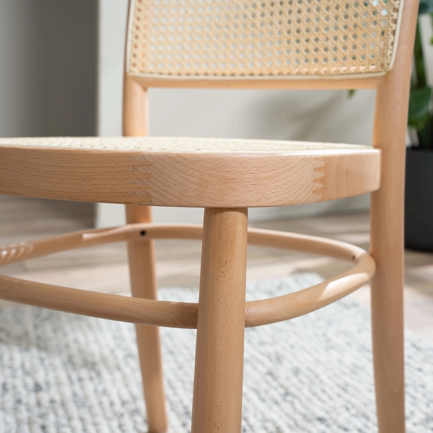 Studio Copenhagen Chaises Sawl I (lot de 2) - Rotin / Hêtre massif - Rotin / Hêtre 13 Studio Copenhagen Chaises Sawl I (lot de 2) - Rotin / Hêtre massif - Rotin / Hêtre – Image 11