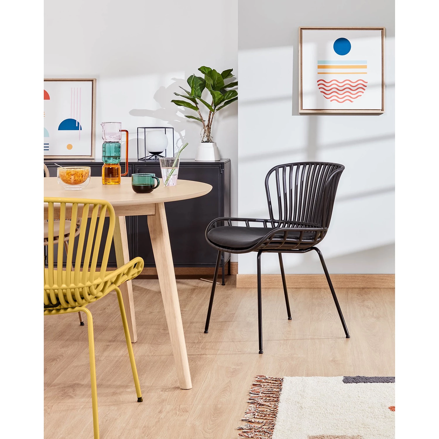 Mørteens Chaises Sakira (lot de 4) - Imitation cuir / Acier - Noir 4 Mørteens Chaises Sakira (lot de 4) - Imitation cuir / Acier - Noir – Image 2