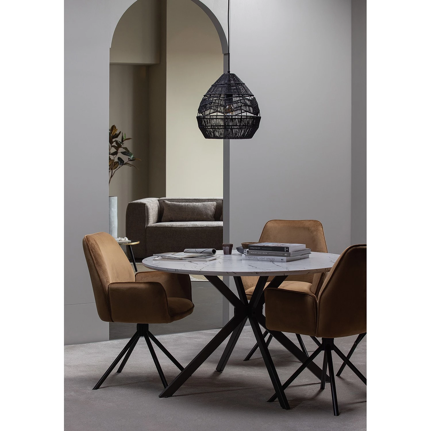 Red Living Chaises à accoudoirs Atina (lot de 2) - Marron clair 4 Red Living Chaises à accoudoirs Atina (lot de 2) - Marron clair – Image 2