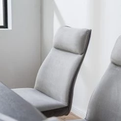 Fredriks Chaises cantilever Altoona (lot de 2) - Tissage à plat / Métal - Gris foncé et gris clair / Noir mat -Chaises Soldes 2022 1000285150 220819 030 DETAILS P000000001000285150