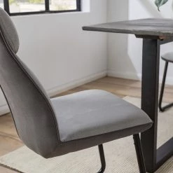 Fredriks Chaises cantilever Altoona (lot de 2) - Tissage à plat / Métal - Gris foncé et gris clair / Noir mat -Chaises Soldes 2022 1000285150 220819 045 DETAILS P000000001000285150