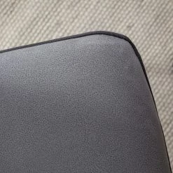 Fredriks Chaises cantilever Altoona (lot de 2) - Tissage à plat / Métal - Gris foncé et gris clair / Noir mat -Chaises Soldes 2022 1000285150 220819 050 DETAILS P000000001000285150