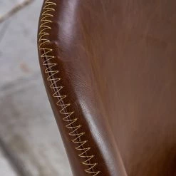 Red Living Chaises Collins (lot de 2) - Marron vintage -Chaises Soldes 2022 1000305893 211102 11180400133 DETAILS P000000001000305893