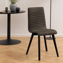 Loftscape Chaises capitonnées Alaric (lot de 2) -Chaises Soldes 2022 1000353353 220614 021 MOOD DETAILS P000000001000353353 mood